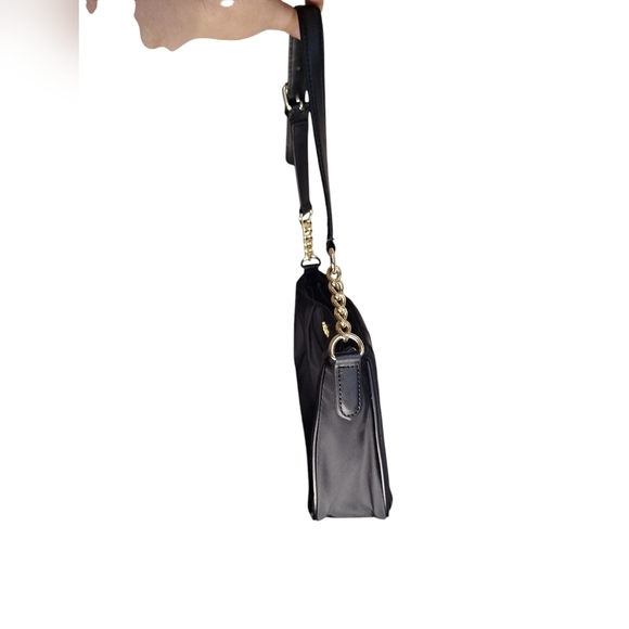 Calvin Klein Black Shoulder Bag with Gold Chain Strap - Picture 3 of 7